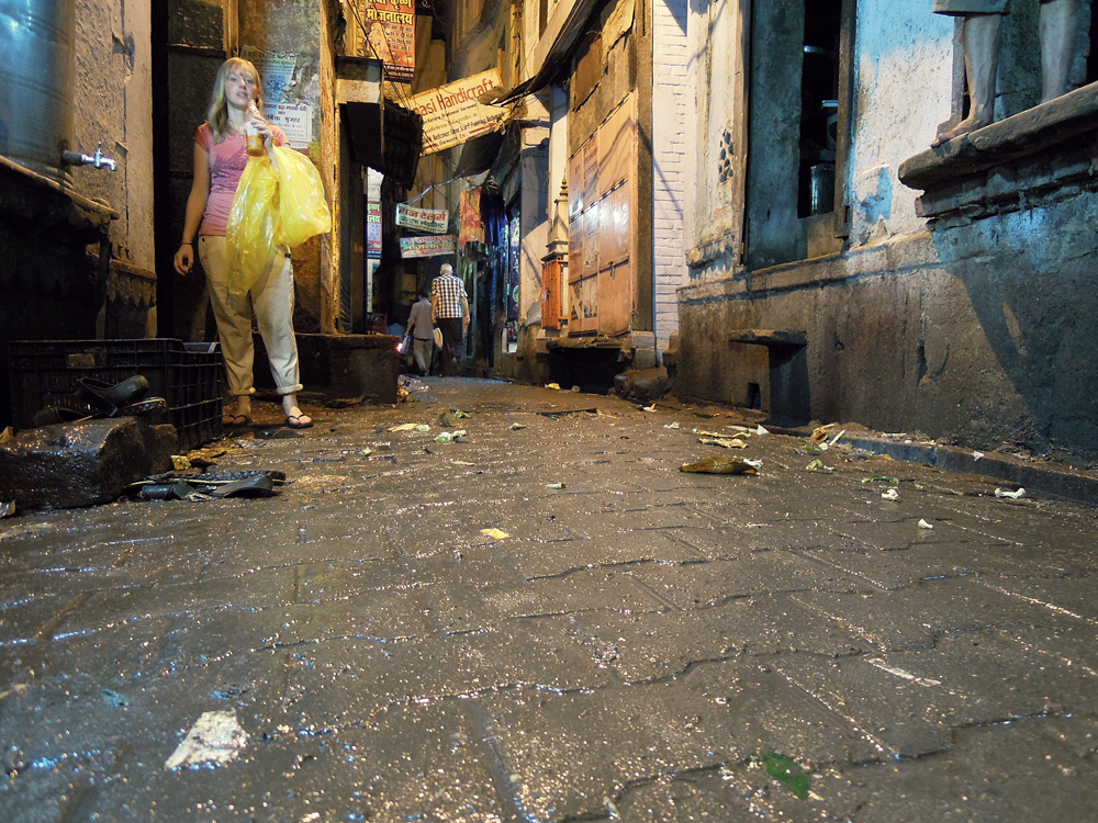 streets of varanasi